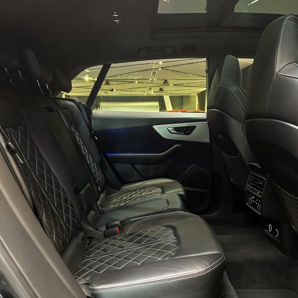 Audi Q8 S-Line, 2020 - Image 7