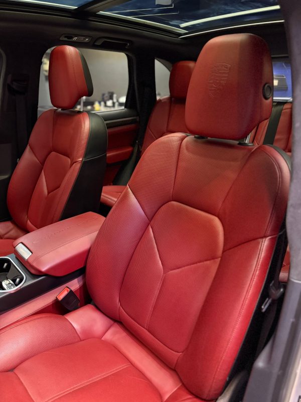 Porsche Cayenne GTS, 2014 - Image 11