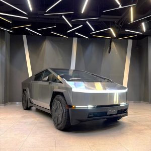 TESLA Cybertruck Series 2024