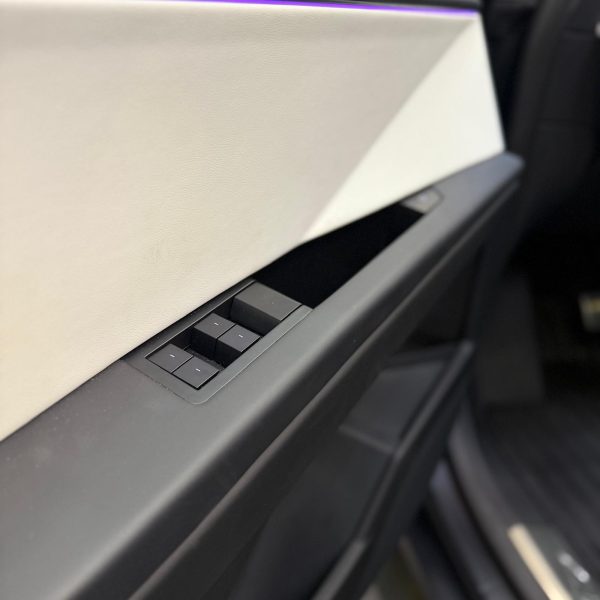 TESLA Cybertruck Series 2024 - Image 7