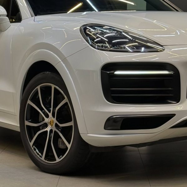 Porsche Cayenne S, 2019 - Image 3