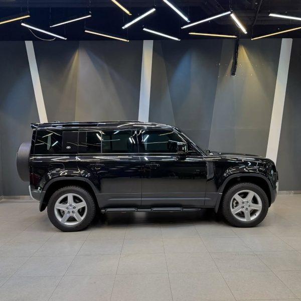 Defender SE, P300, 2024 - Image 4