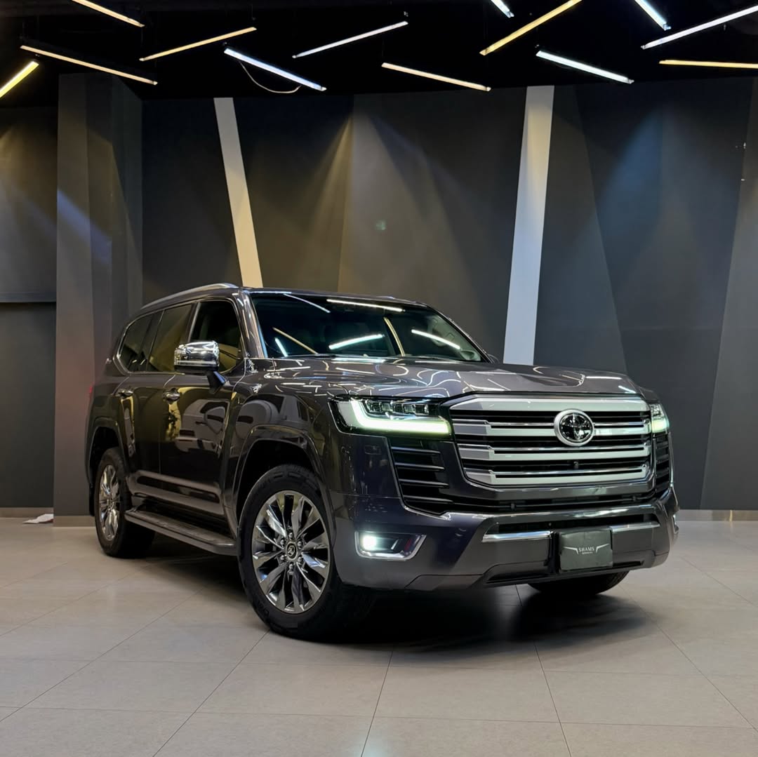 Toyota Land Cruiser VX-R Twin Turbo, 2022