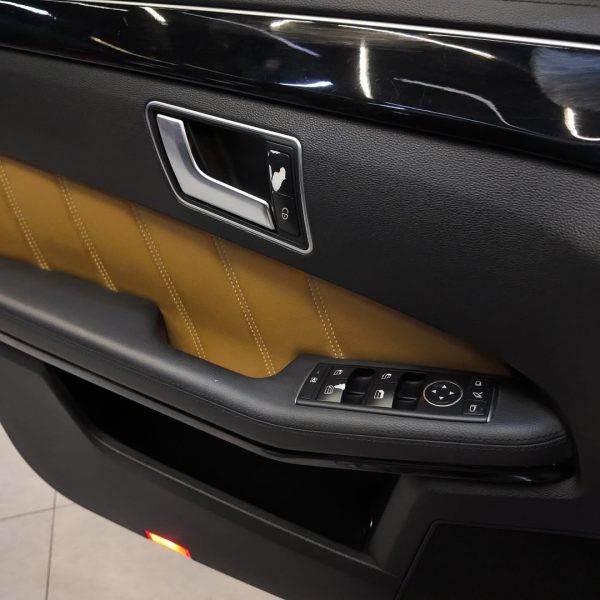 Mercedes-Benz E300, 2012 - Image 5