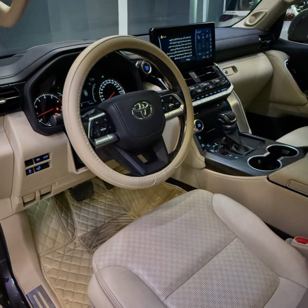 Toyota Land Cruiser VX-R Twin Turbo, 2022 - Image 7