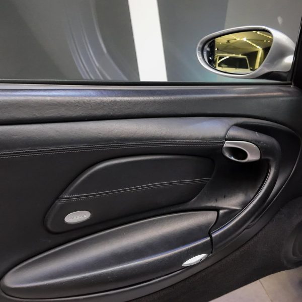Porsche Carrera 996 - Image 12