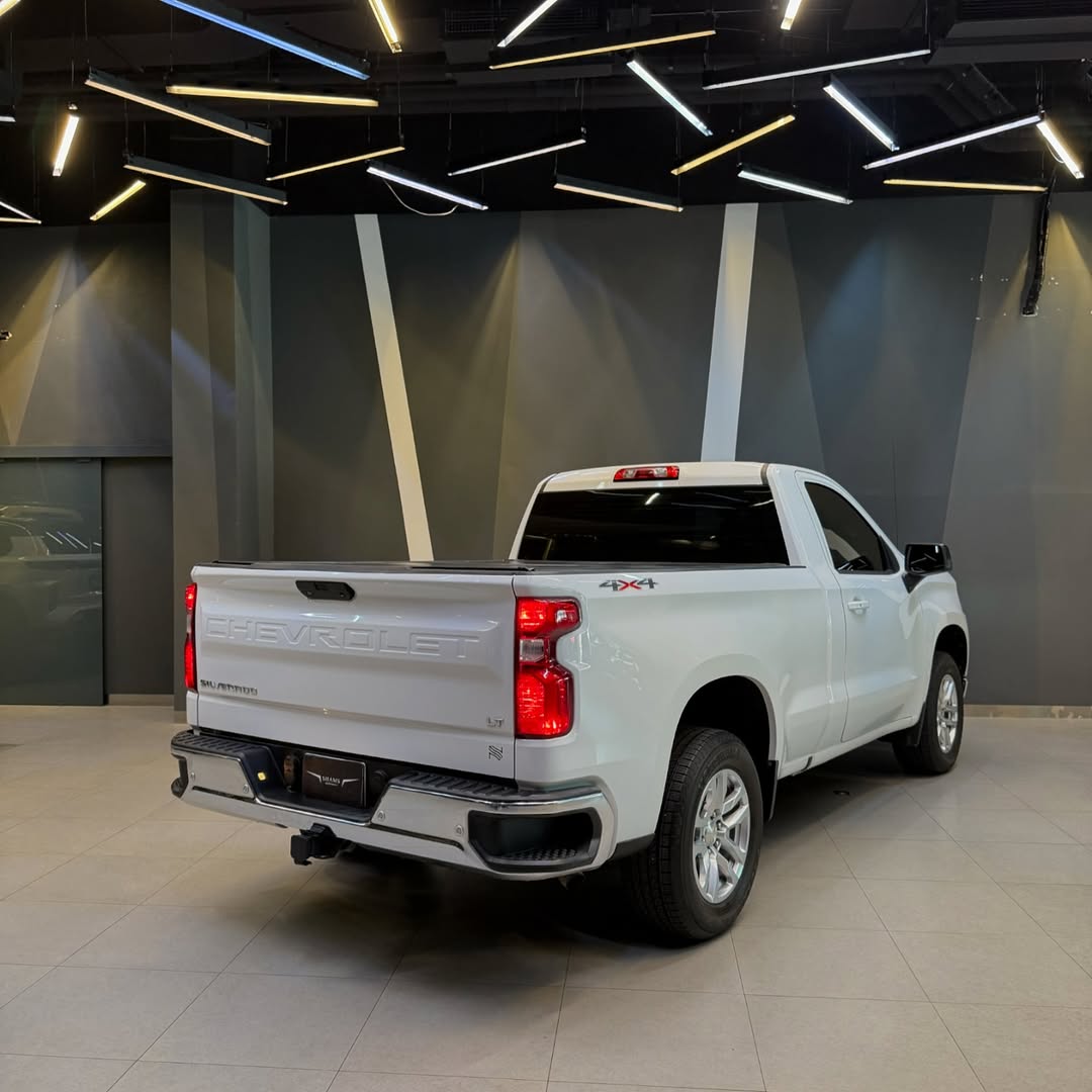 Chevrolet Silverado LT V8, 2019 - Image 5