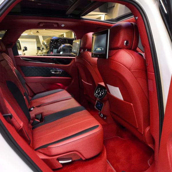 Bentley Bentayga, 2022 - Image 10