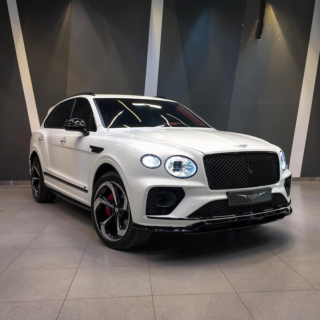 Bentley Bentayga, 2022