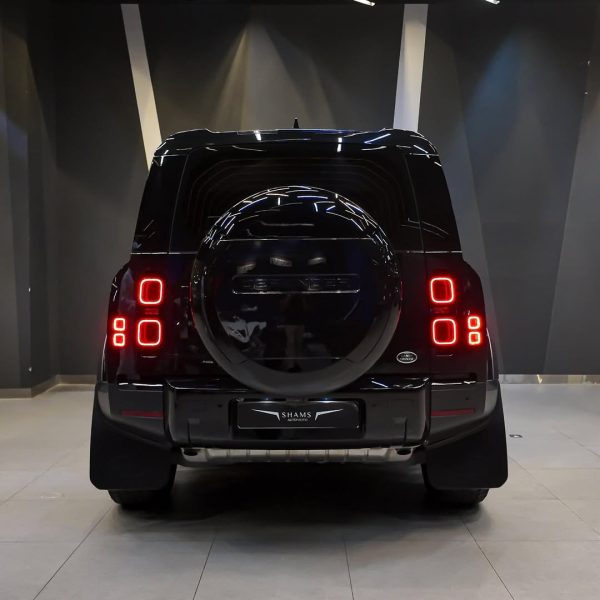 Land Rover Defender HSE, P400, 2023 - Image 5