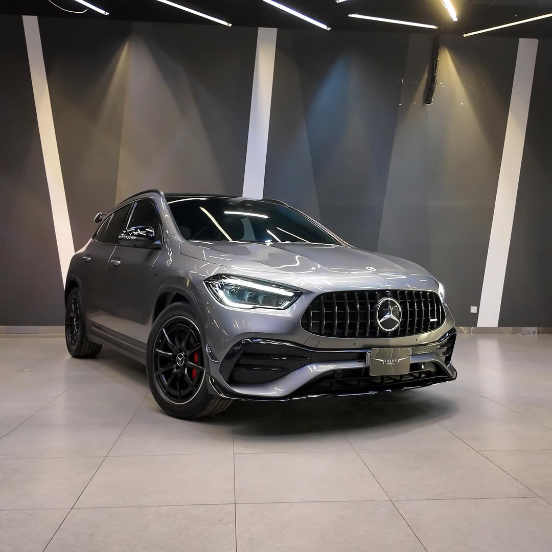 Mercedes GLA35, 2022