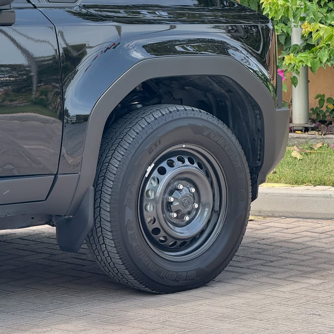 Toyota Land Cruiser Prado, UN Edition 2025 - Image 4
