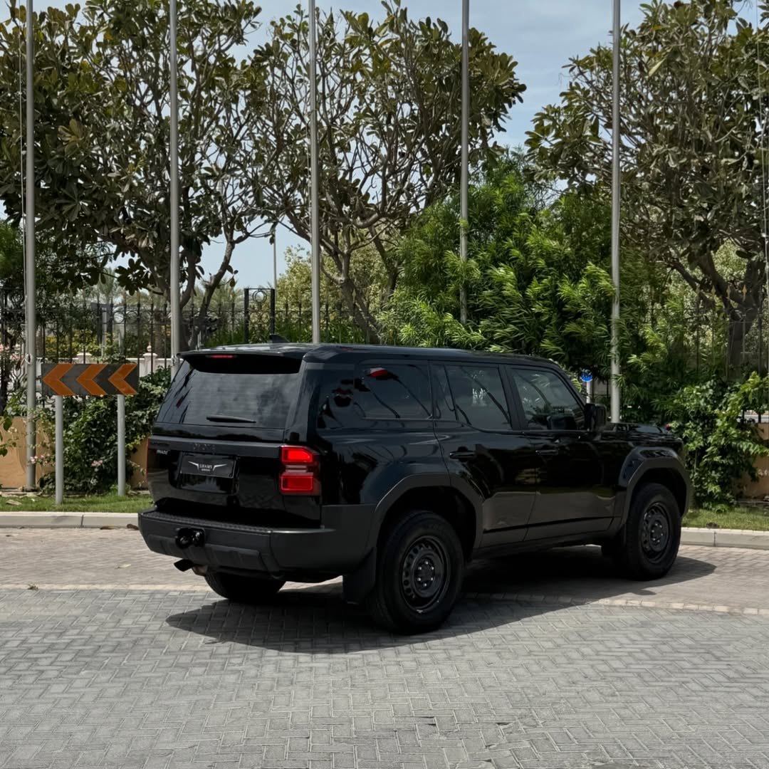 Toyota Land Cruiser Prado, UN Edition 2025 - Image 3