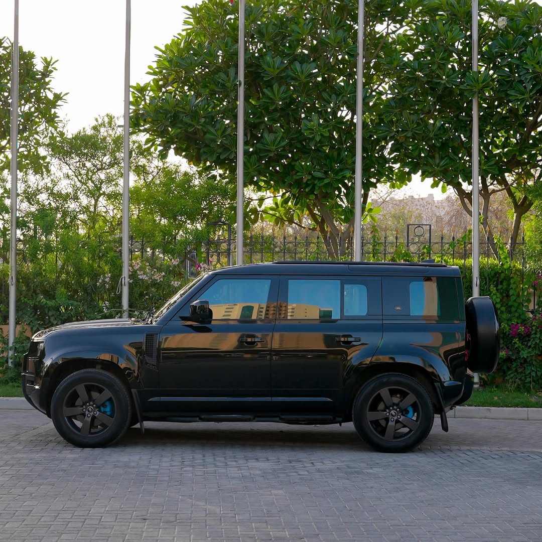 Land Rover-DEFENDER v4, X Dynamic 2023 - Image 7