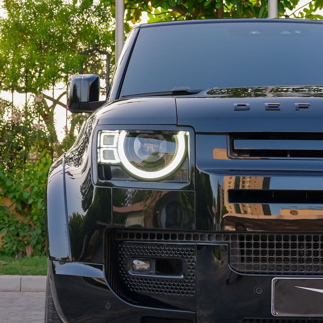 Land Rover-DEFENDER v4, X Dynamic 2023 - Image 5